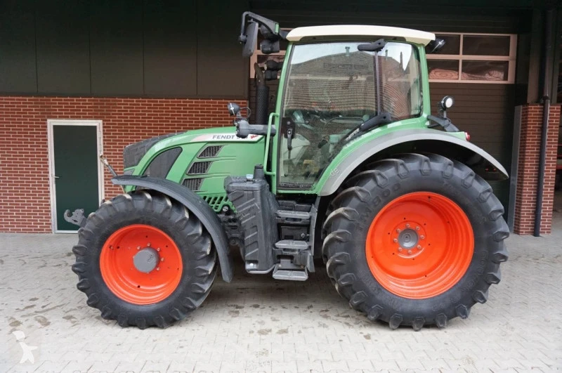 Б/у фермерский трактор Fendt 514 Vario TMS
