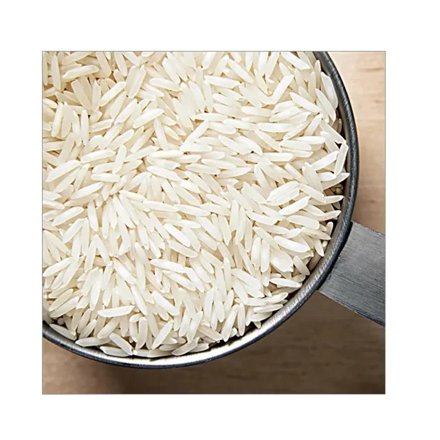 
 Твердая текстура и белый рис с длинным зерном  