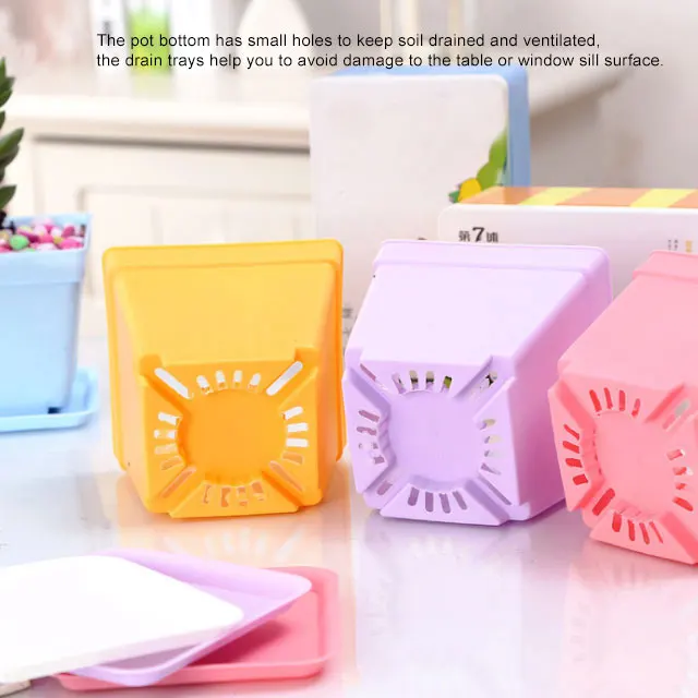 Factory Wholesale Indoor Multi Color Plastic Flowers Pots with Tray for Plants