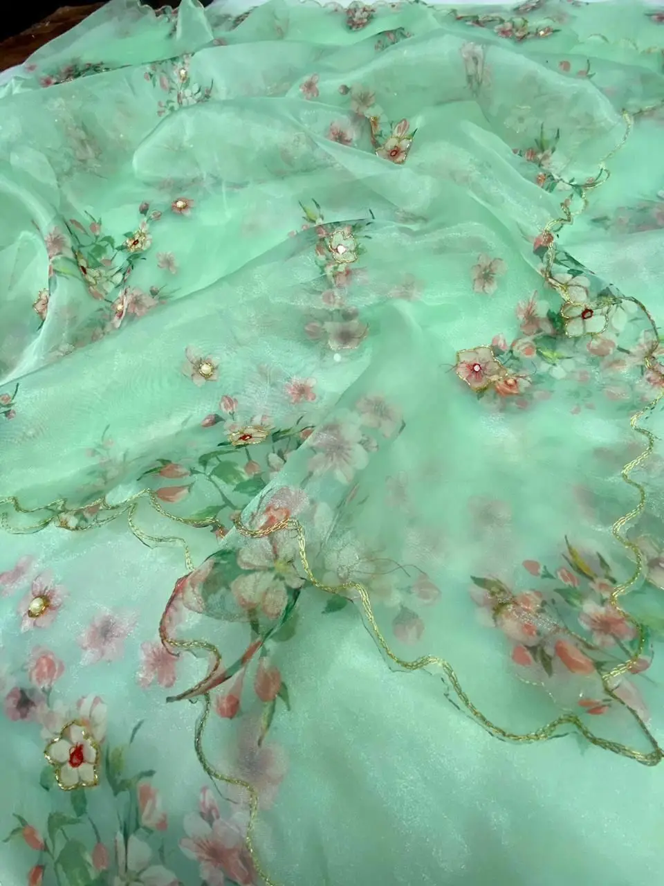 Womens Pure Organza Silk Hand Embroidery Khatli Work Digital Printed Exclusive Saree