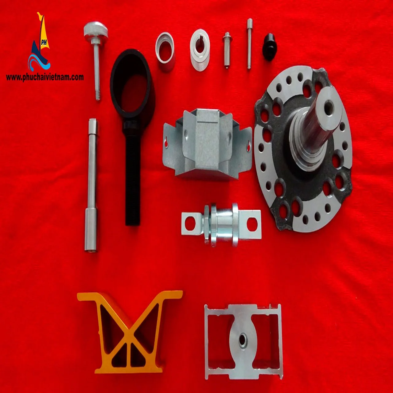 Steel Alloys Aluminum Stainless Steel Sandblasting OEM Size Precision Automotive CNC customized parts 2021