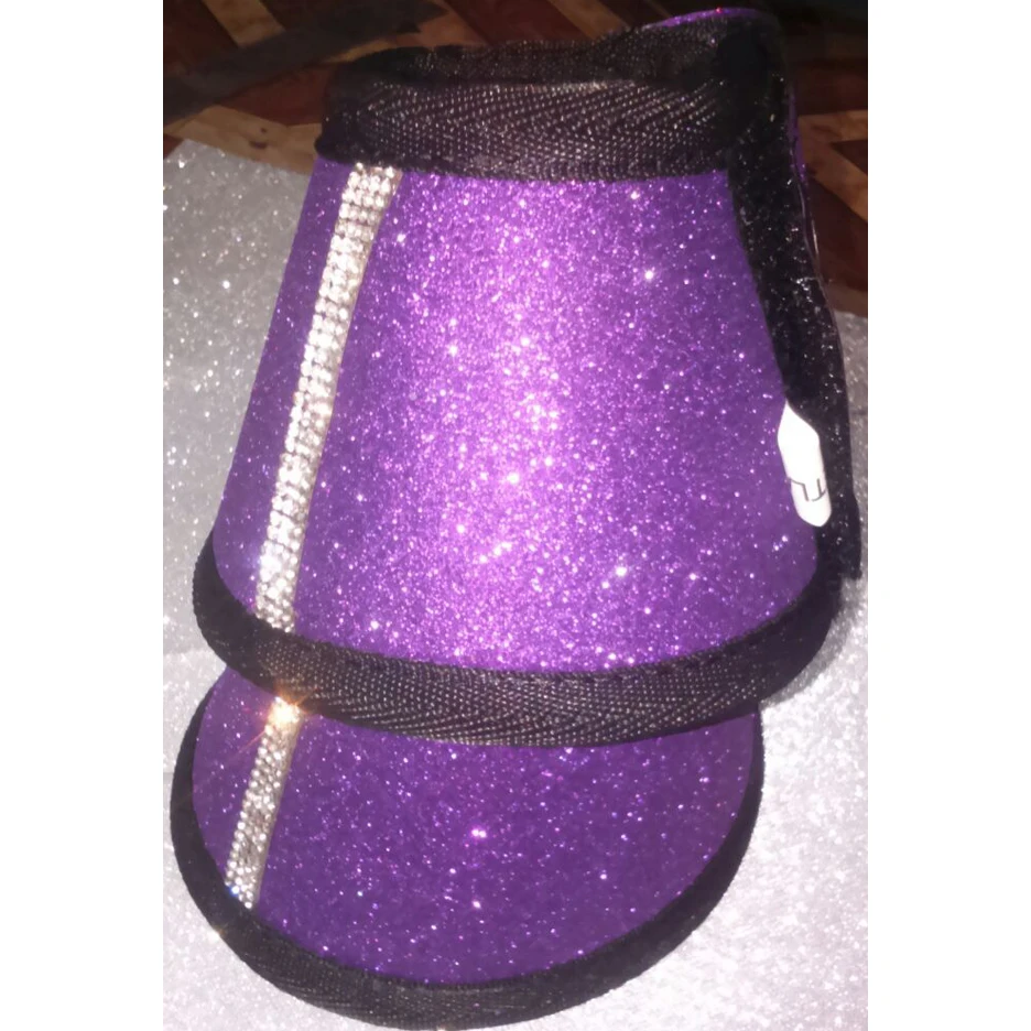 Блестящие ботинки с колокольчиком