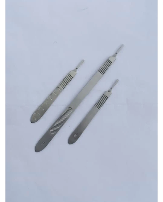 Surgical Scalpel Handle No.3 Round Handle With Sterilized Blades German Stainless Steel Surgical Instruments.