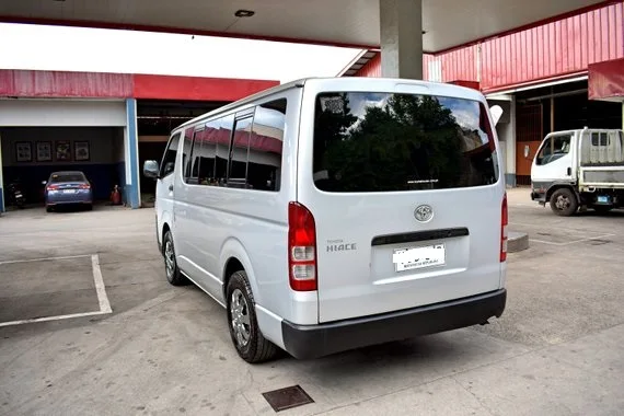
HOT DEALA !!!! HI ACE COMMUTER VAN MANUAL 3.0 M/T Specifications 