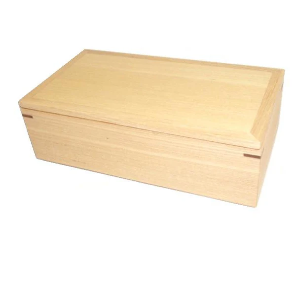 
Beautiful natural texture small-sized Shiraki-coated bento lunch box wooden 