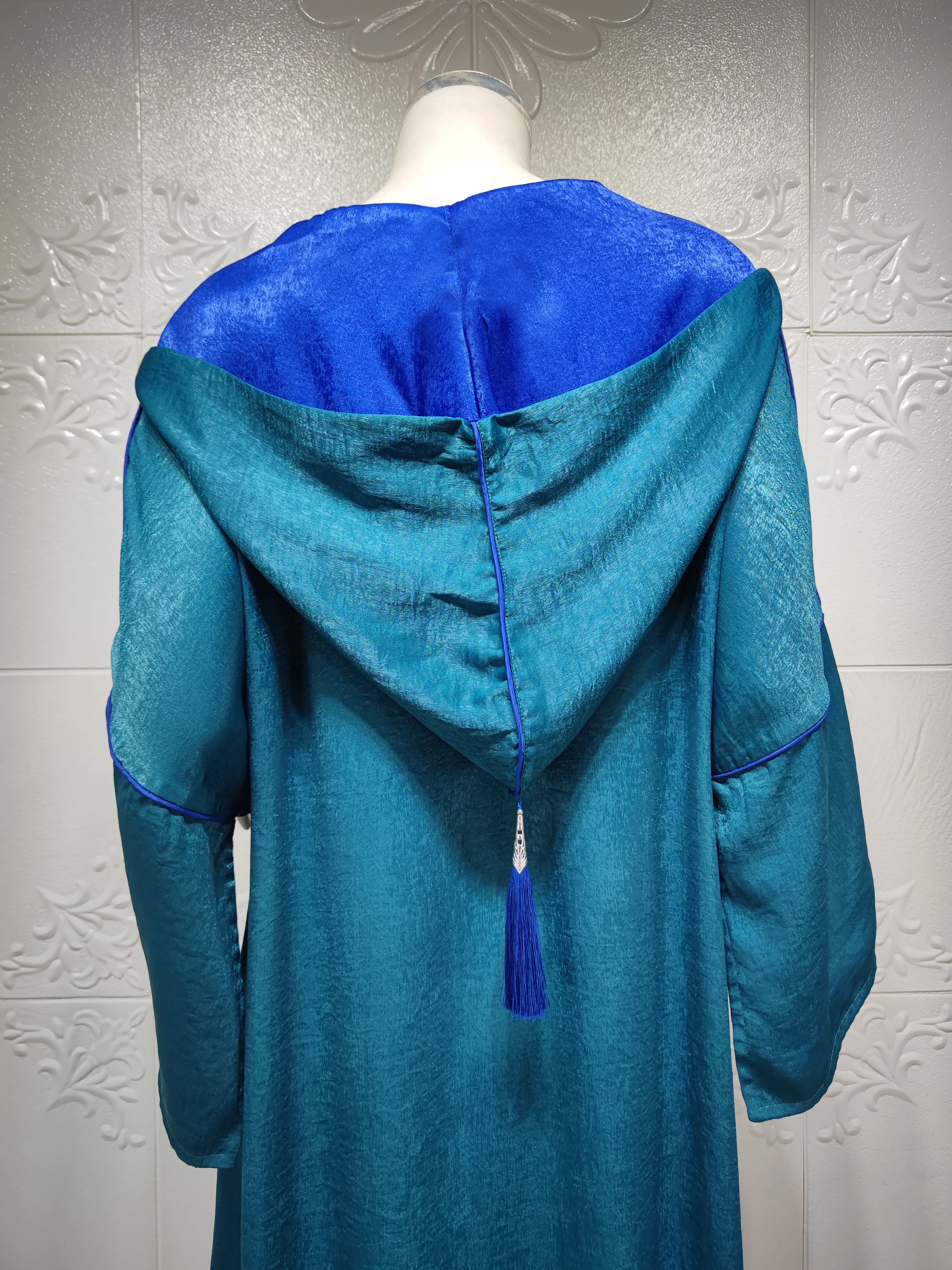 African Ethnic Couple Clothing Muslim Women Abaya And Long Dresses Plus Size Khamis Arab Islamic Clothing Thobe