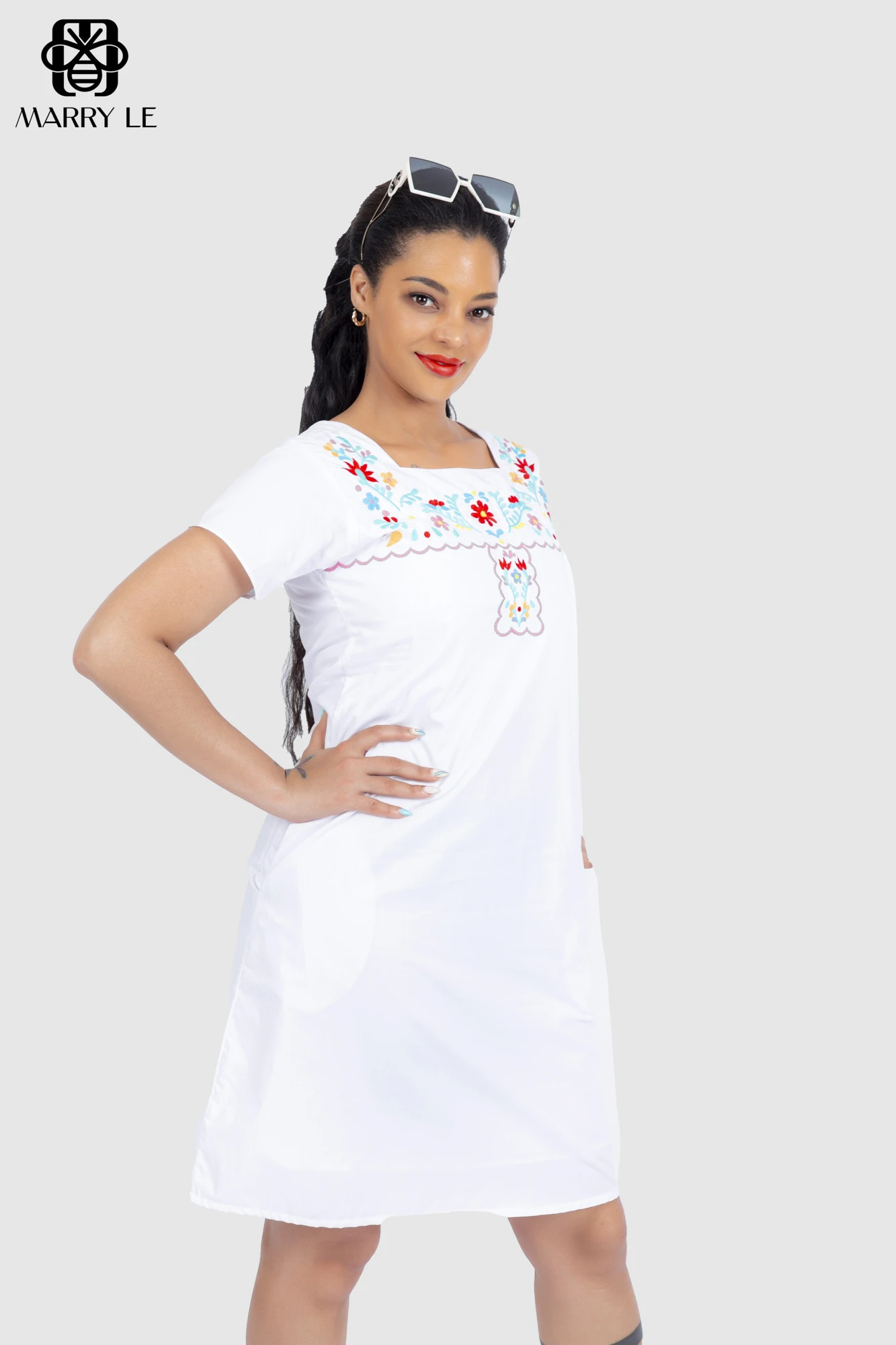 FLOWER EMBROIDERED WHITE DRESS high quality womens clothes wholesale women clothing OEM ODM Customized clothing - MD09