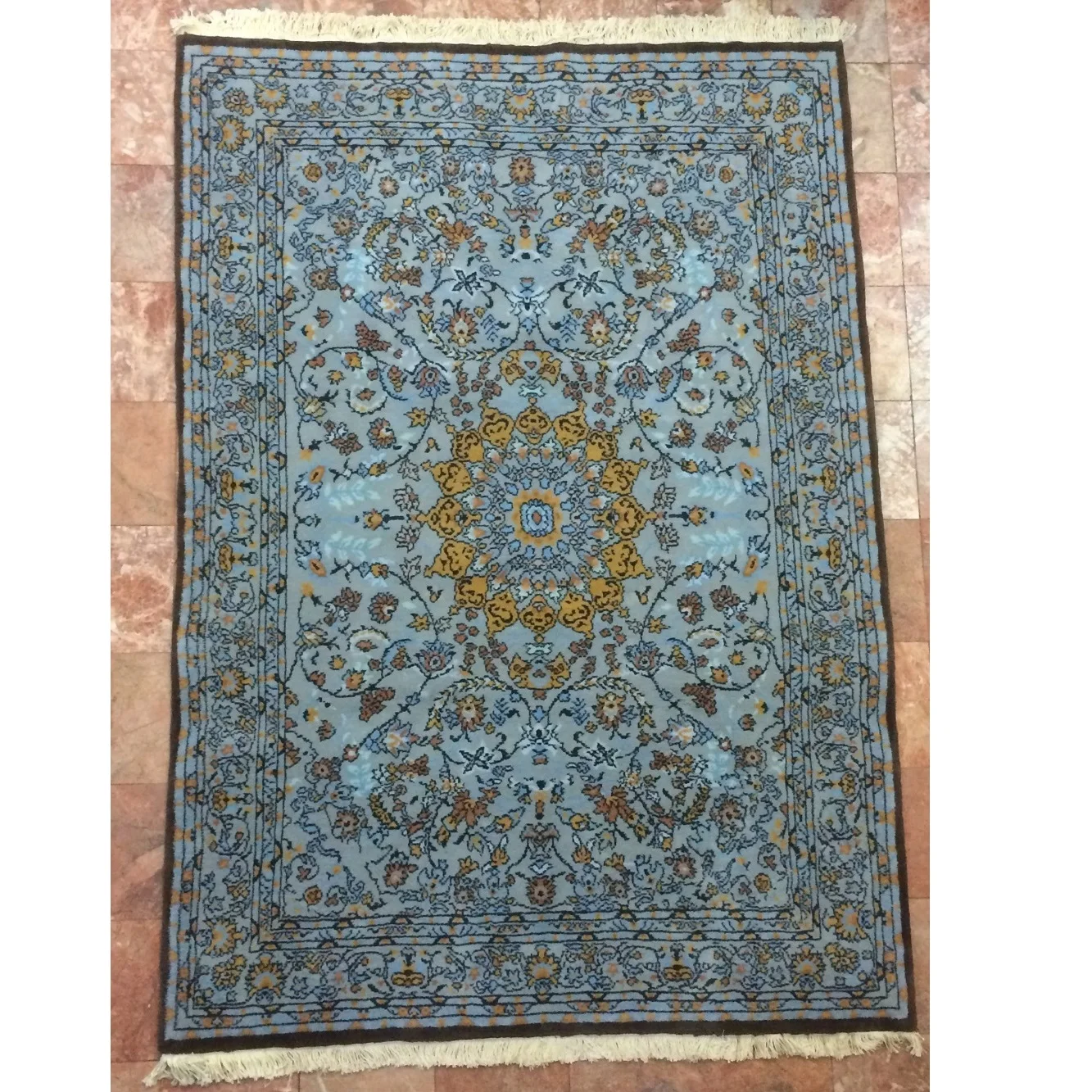 Non-Chemically Washed   Rectangular Hand-Knotted Woollen Carpet And Rug In The Sizes Of 1.7x2.4m For Living Room From Vietnam