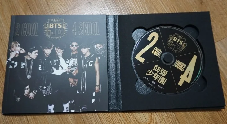 
[ BTS ALBUM OFFICIAL ] 2COOL 4SKOOL . Buy the official K-pop album through our company. Wholesale counseling is welcome. 