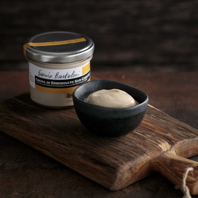 High quality traditional italian food  San Carlone Blue Cheese Cream cheese for restaurant