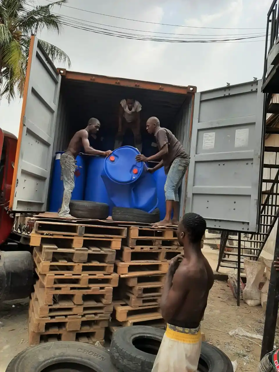 Премиум индивидуальная упаковка этиловый спирт (гидратистый безводный) CAS[64-17-5] специальный класс для удовлетворения EPBPUSPIP