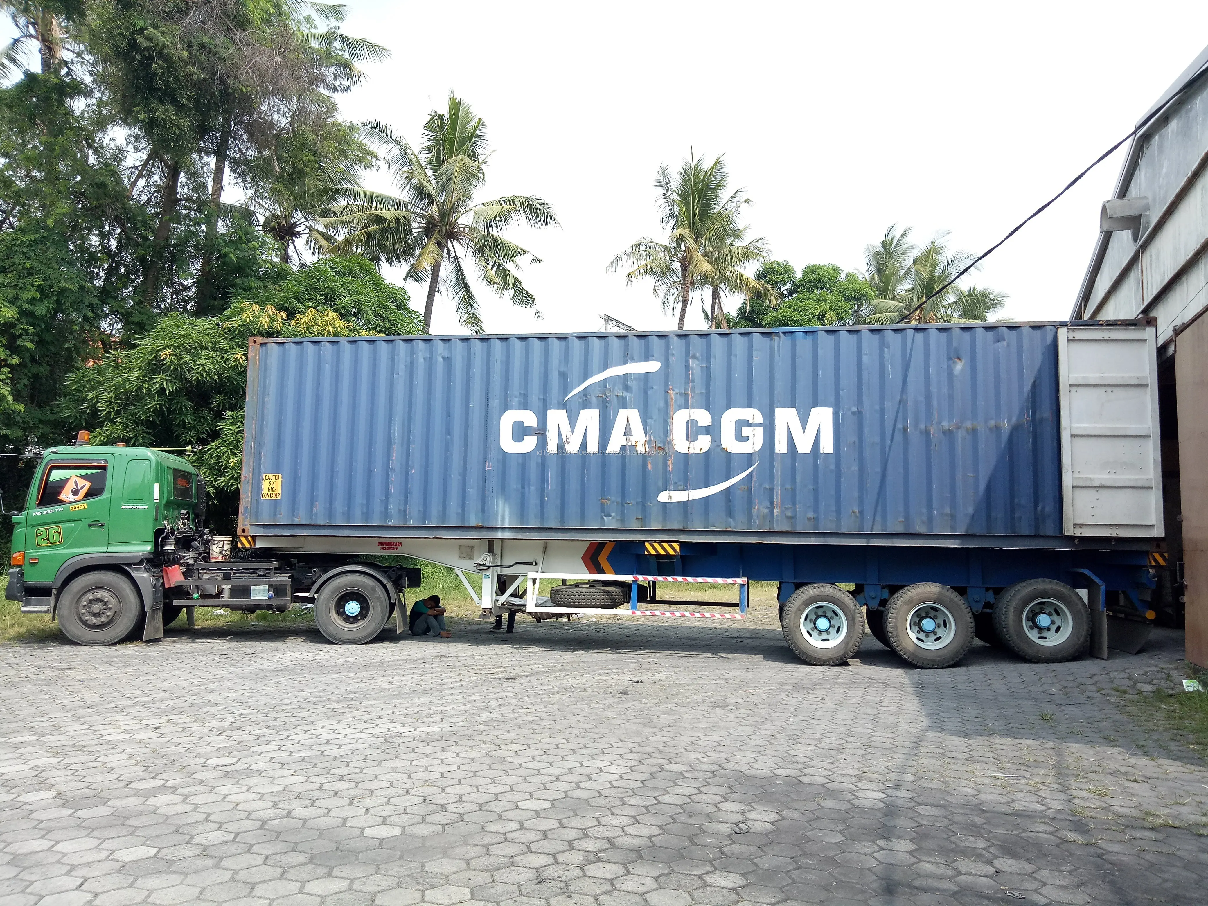 
Hexagon Coconut Shell Charcoal For shisha From Indonesia 