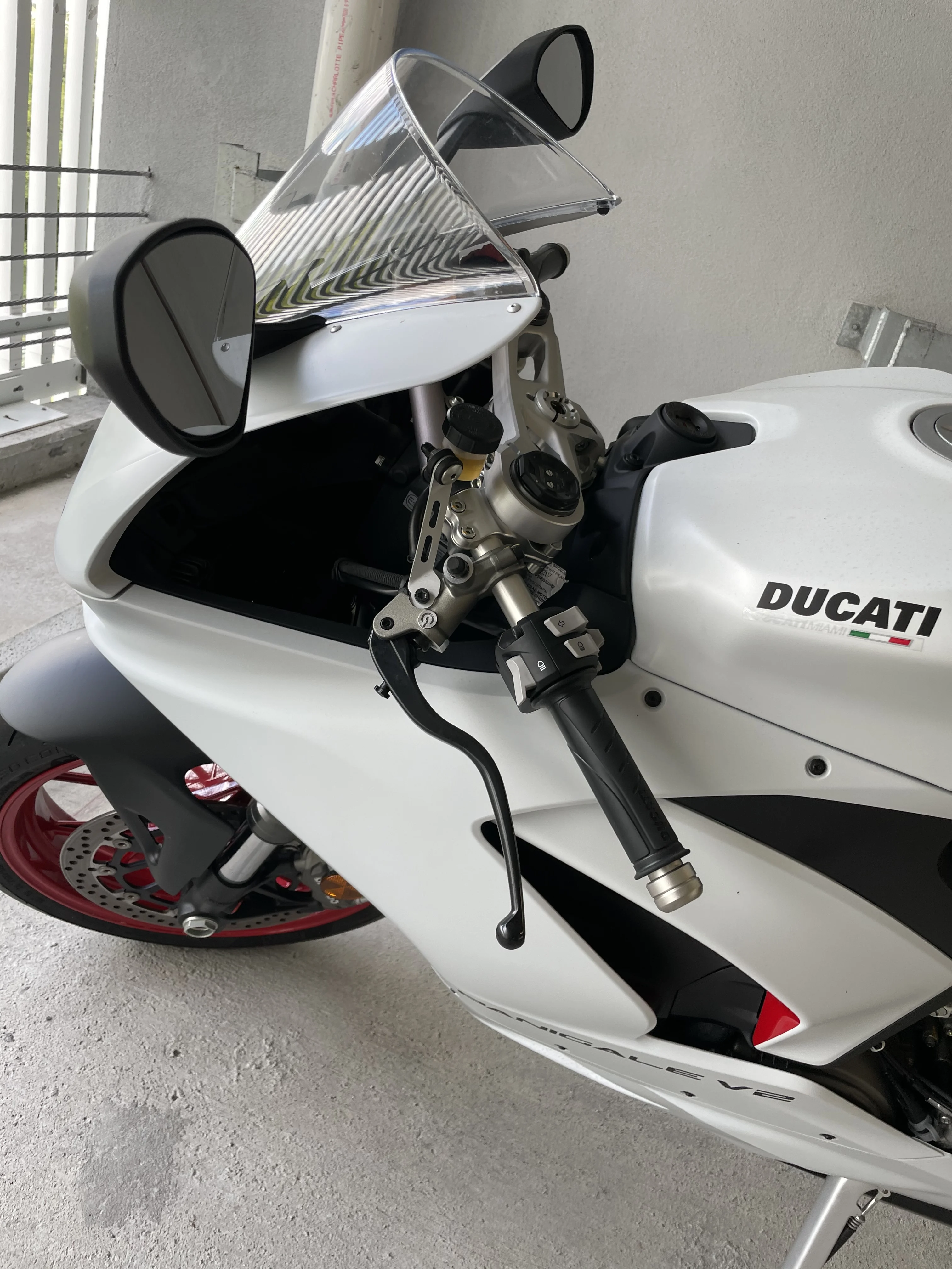  2021 ducluo SUPERBIKE PANIGALE