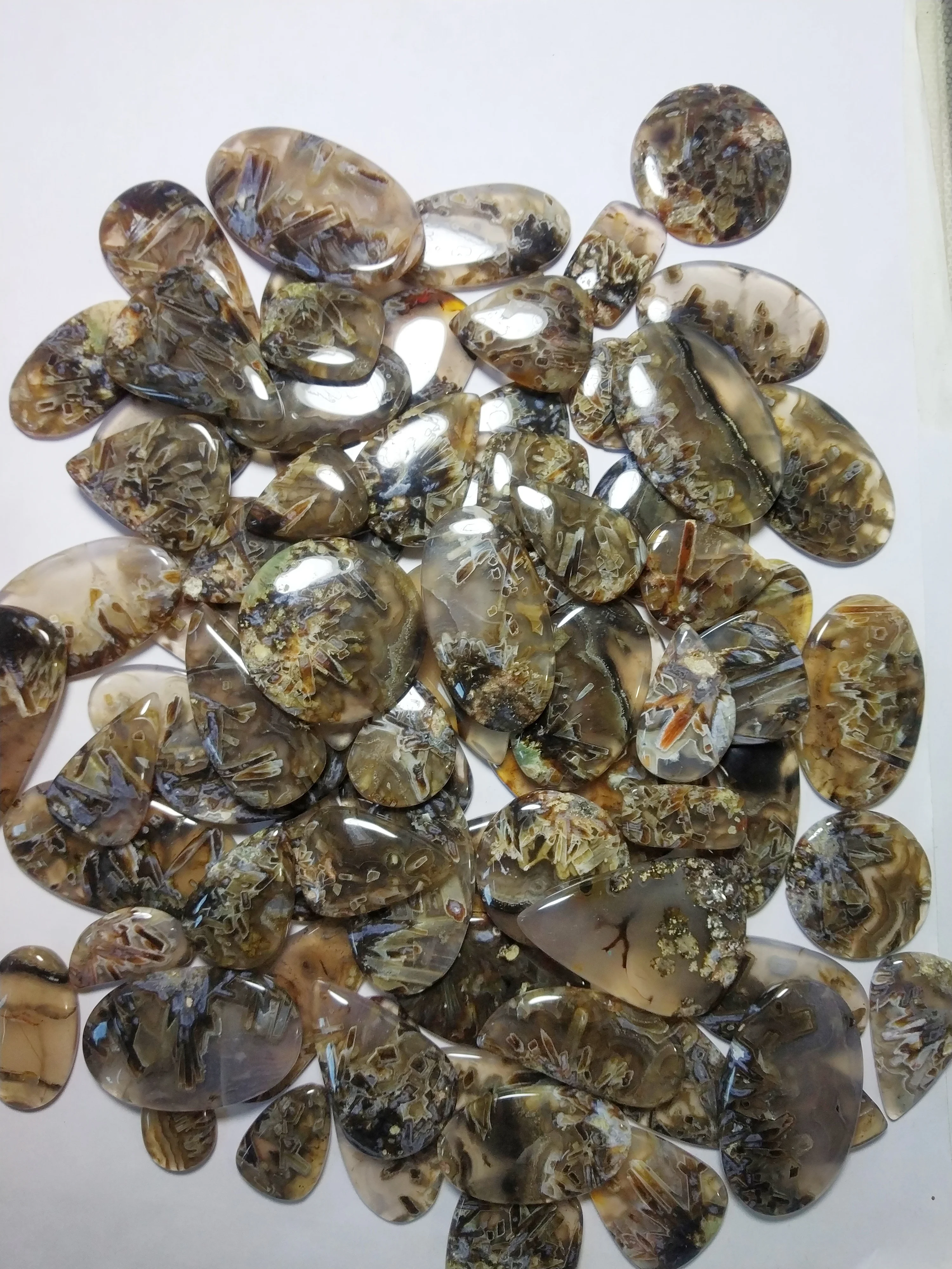 nice quality free size cabochons mix shape turkish stick agate