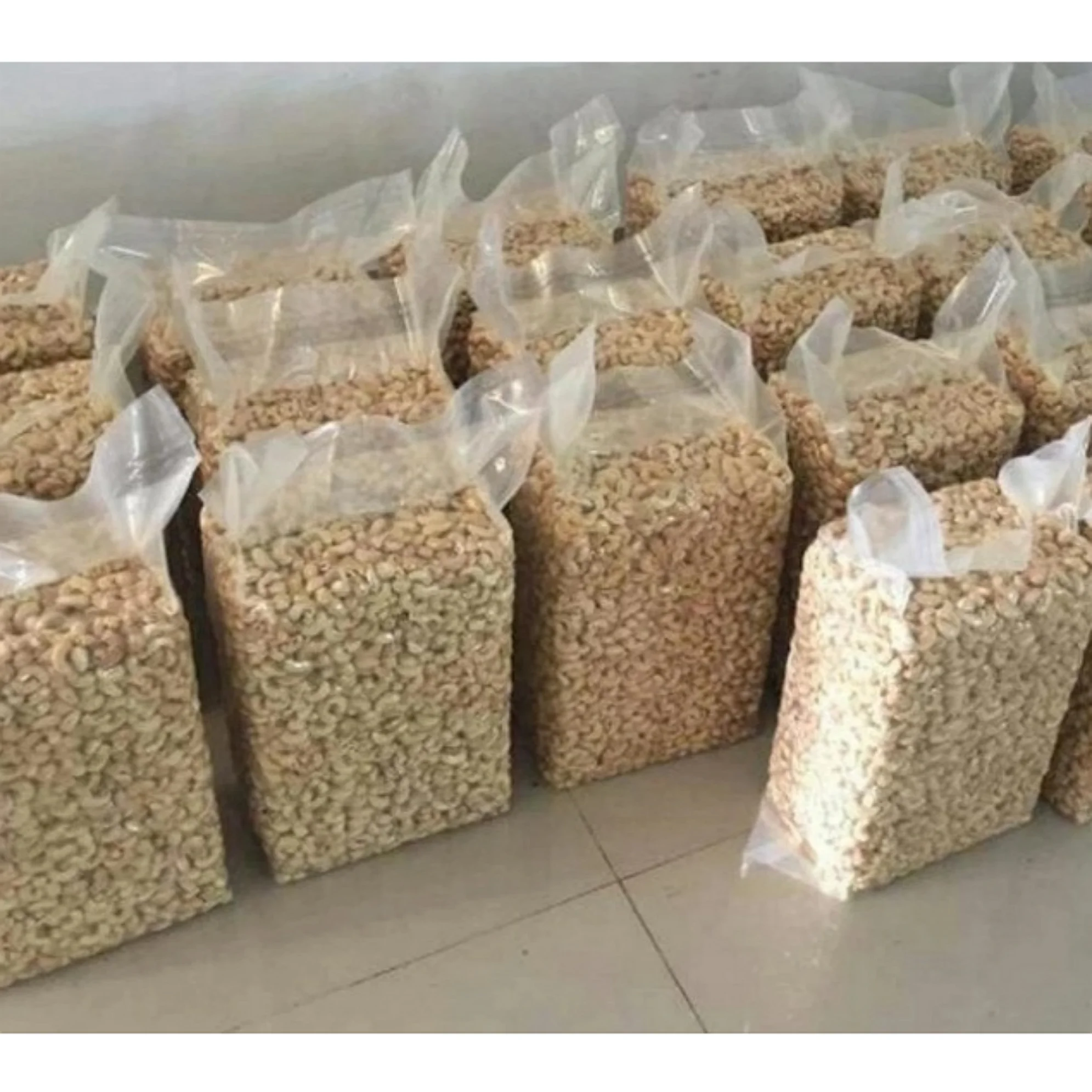 Export Cashew Nut Kernels Ww180, Ww220, Ww240, Ww320, Ww450 0 - origin Vietnam - Best Quality