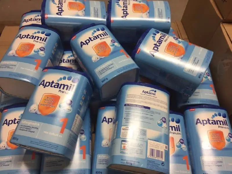 Сыпучий Aptamil Synbiotic детский молочный порошок. Этапы 2