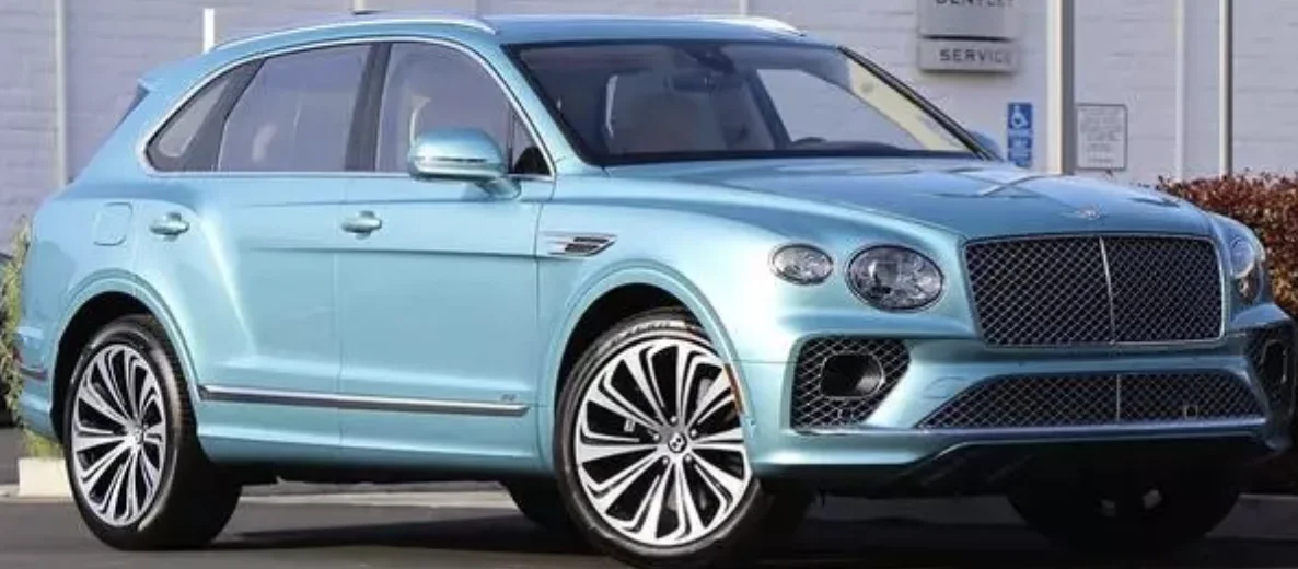 New 2022 Bentley Bentayga V8
