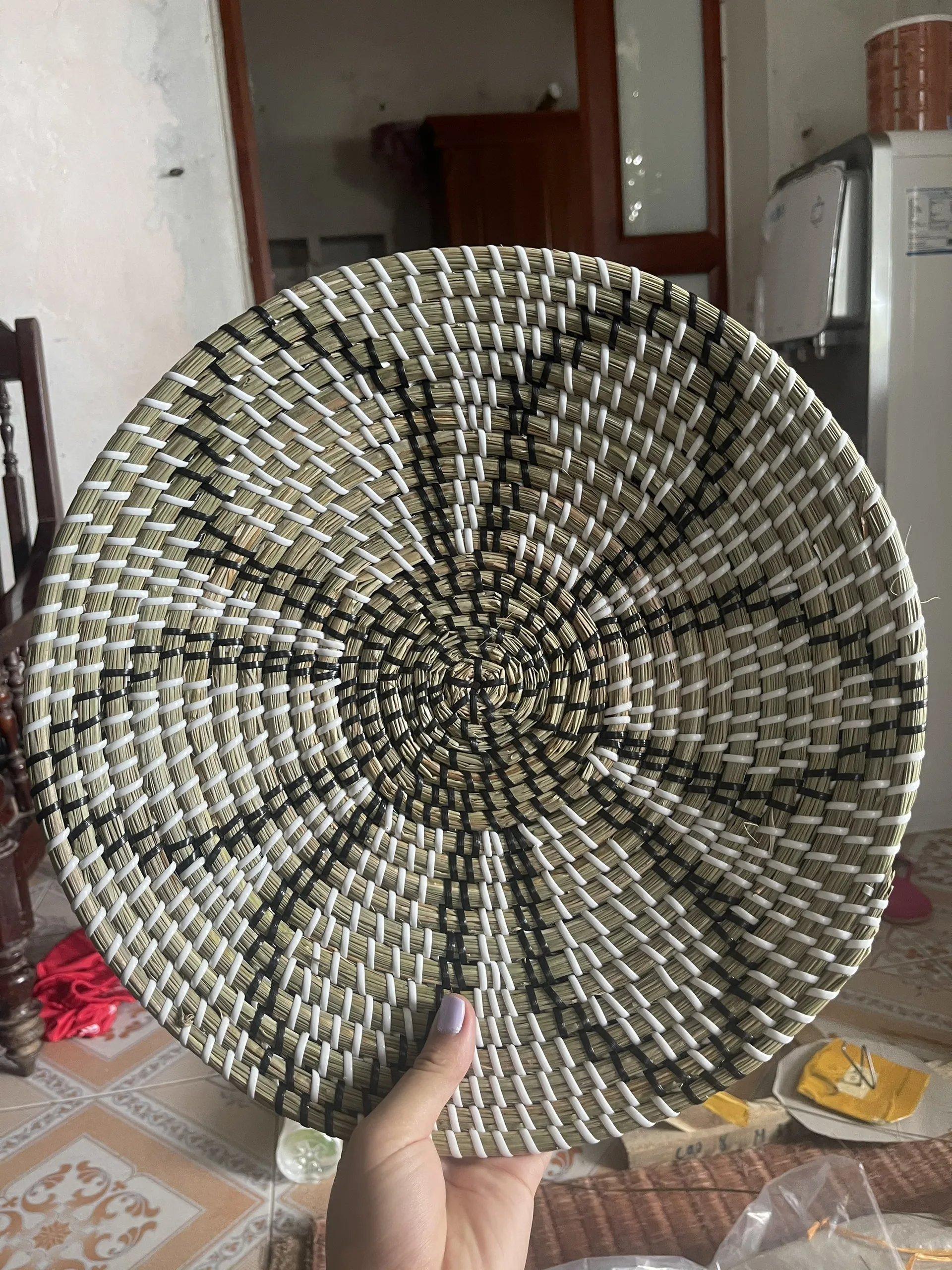  Декоративная плетеная корзина ручной работы из морских водорослей с пластиковой веревкой; Плетеная бамбуковая стена Вьетнама