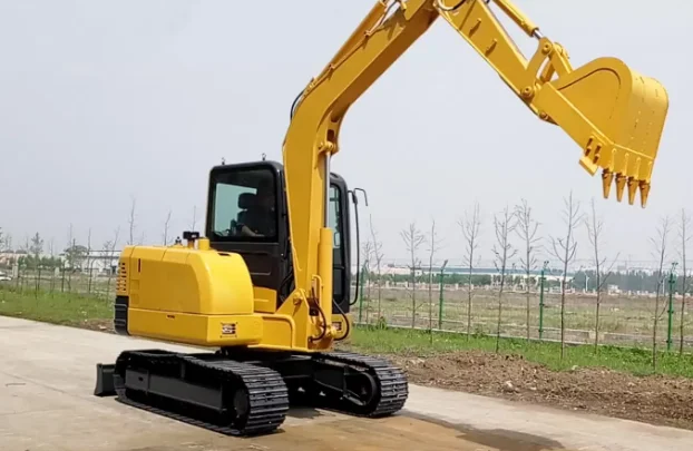 DELIVERY TO any point RUSSIA. CUSTOMS CLEARING. Excavators, loaders,trcks etc.