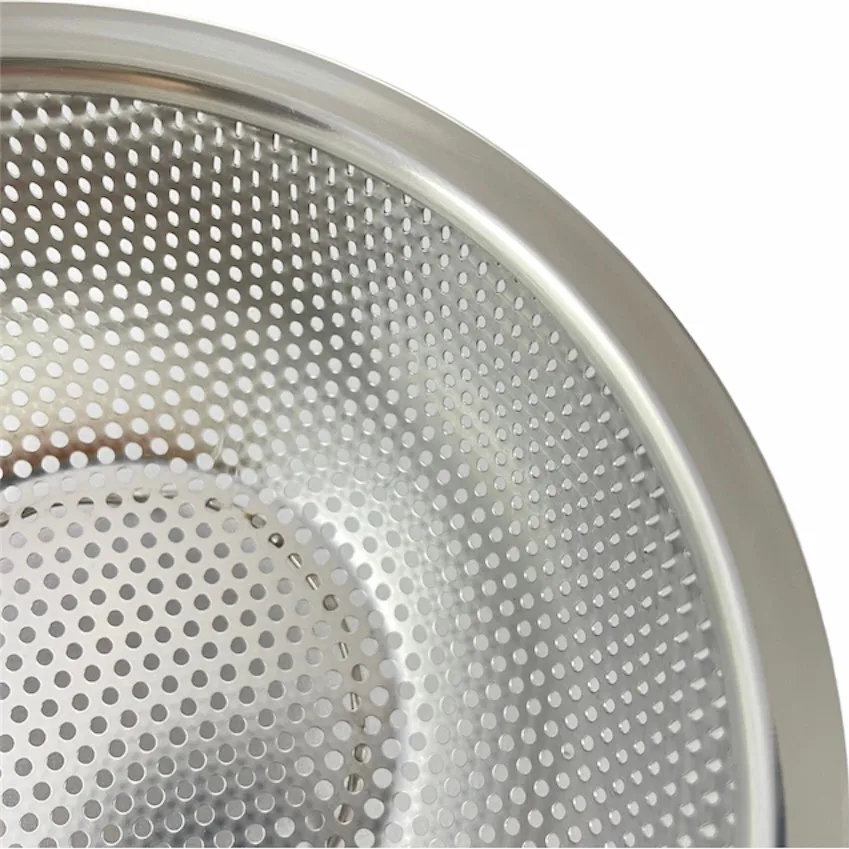 18/8 Stainless Steel Perforated Berry Bowl Colander Fruit Colander