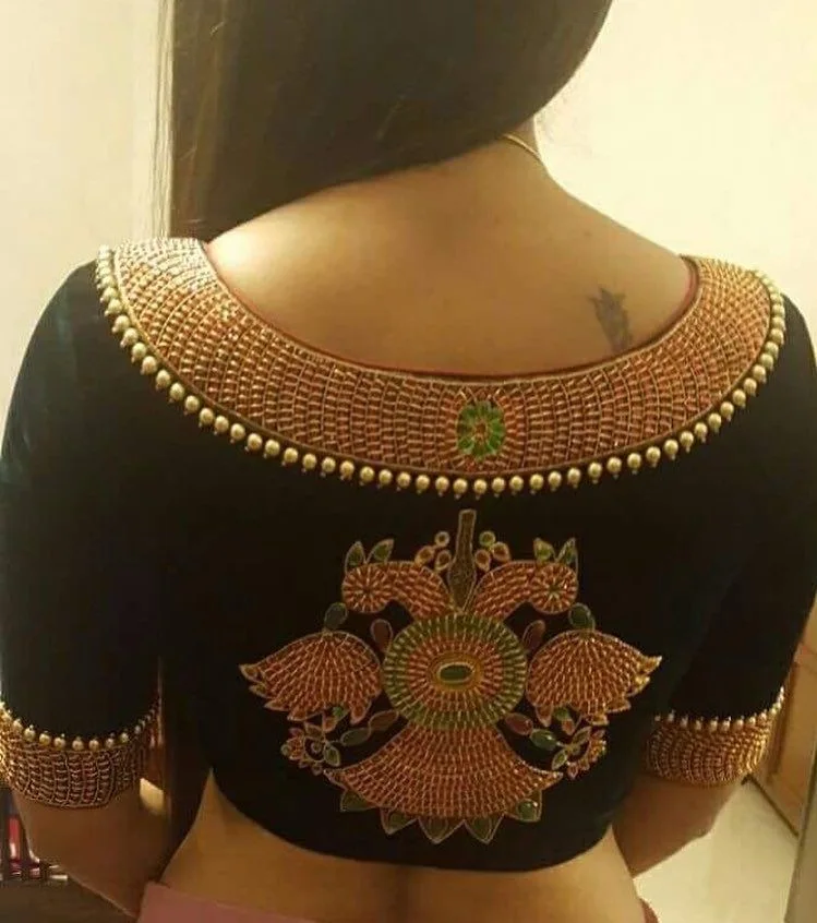 BLACK fashionable TRADITIONAL DESIGNER HEAVY EMBROIDERED HANDWORK SAREE LEHENGA blouses Choli CROP TOP WEDDING SEASON WHOLESALE