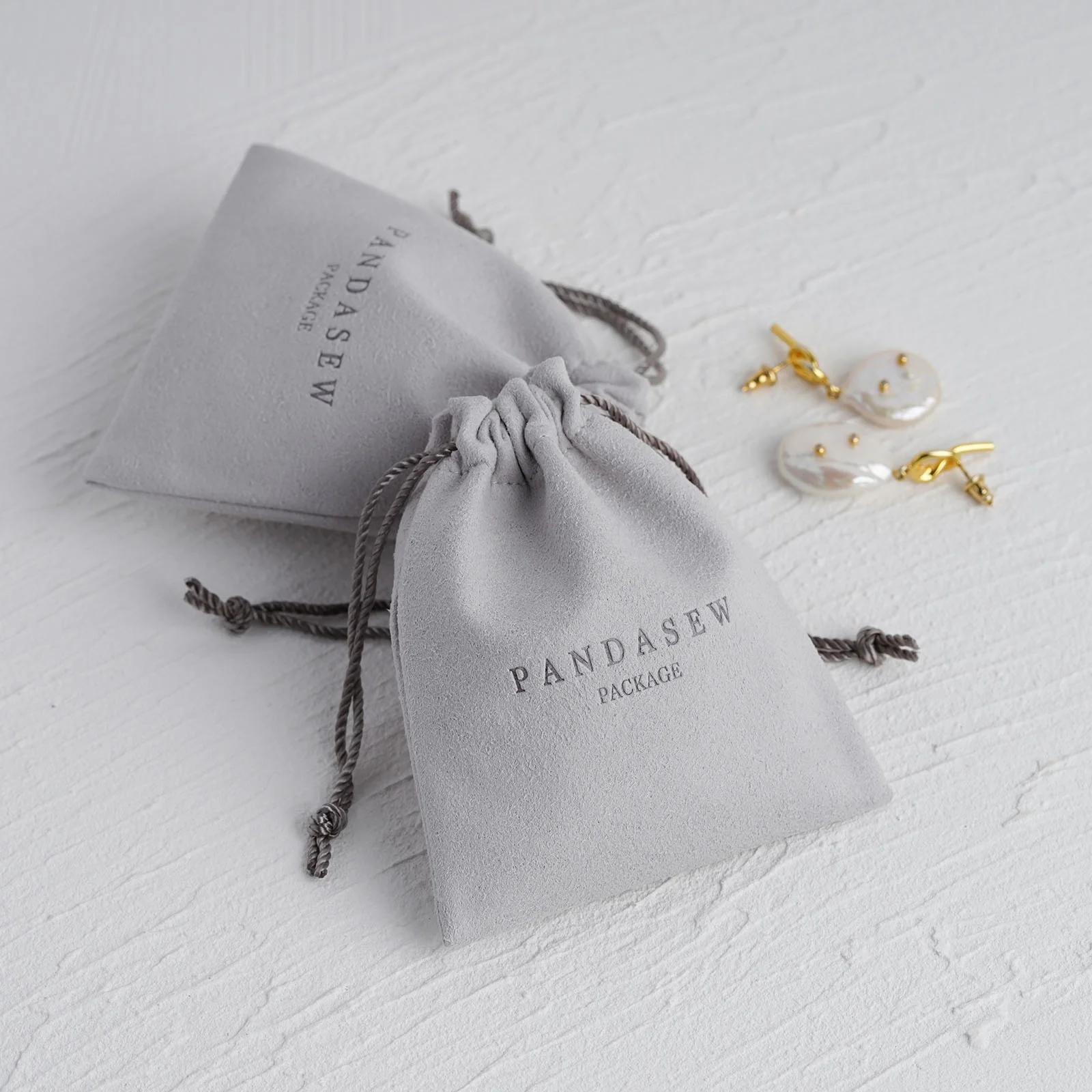 PandaSew Custom Logo Luxury Gray Microfiber Drawstring Bag Gift Packaging Jewelry Pouch