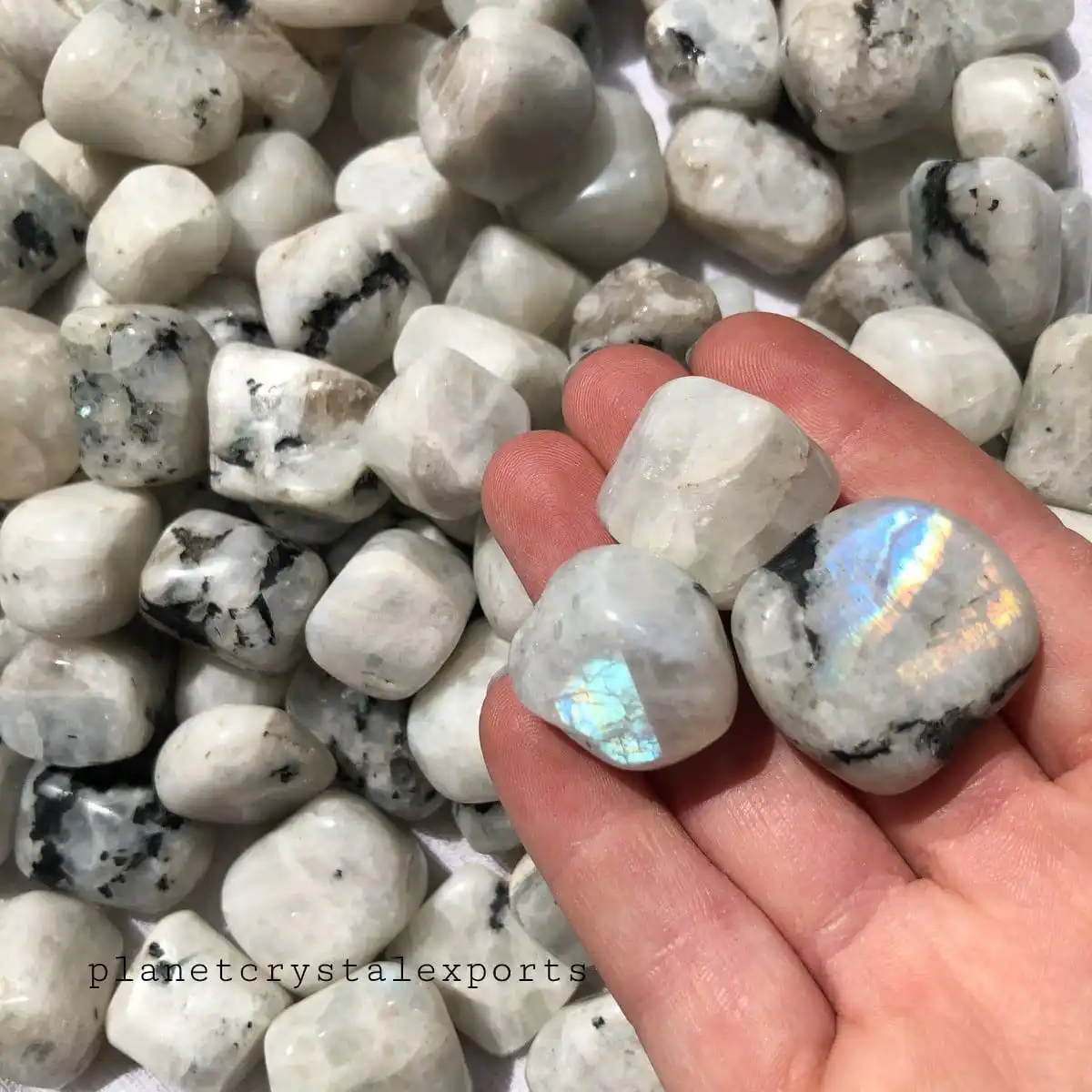 Natural White Rainbow Moonstone Tumble Stone High Polished Moonstone  Crystal Gravel Stone Wholesale