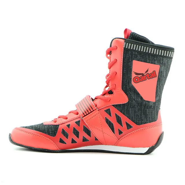 Wholesale High-Top Fashion Professional Gym Sport Men`s MMA New Style Athletic Leather Boots For Cross Training