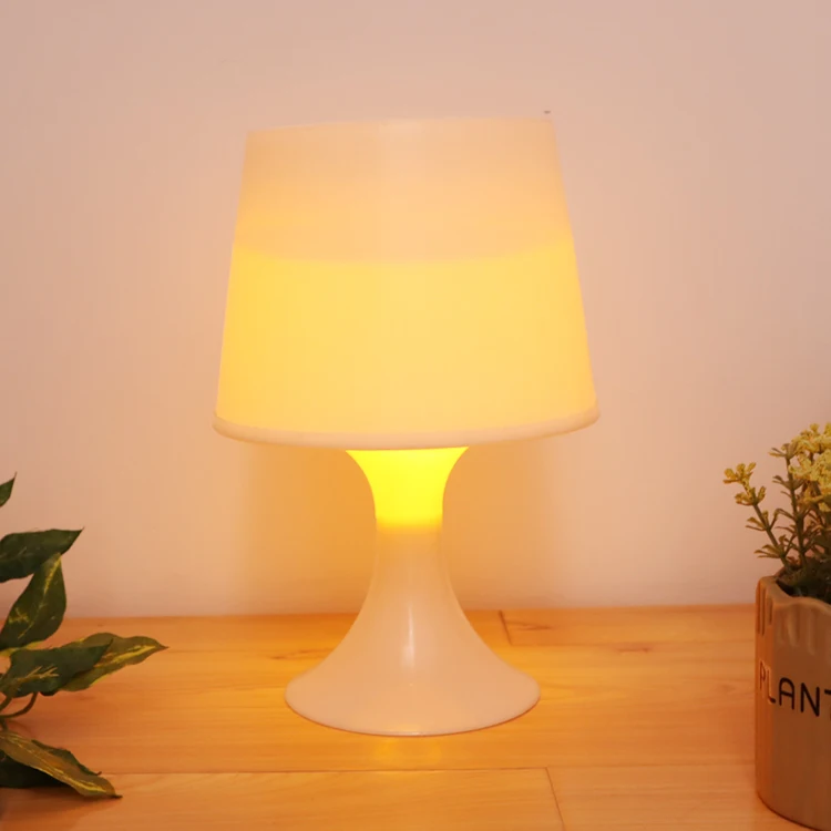 Hot Sale Mini Size Plastic Waterproof Warm Light Solar Powered Table Decor Lamp