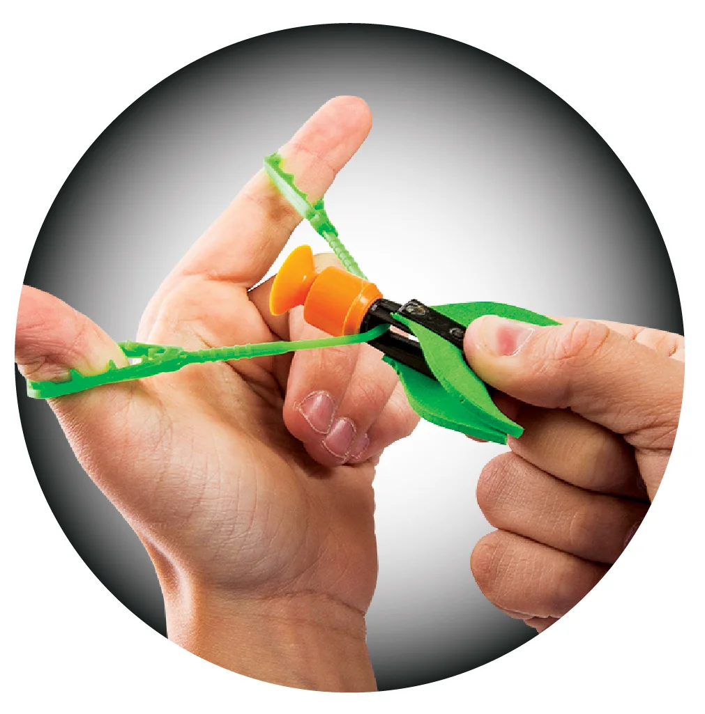 Top quality awesome ergonomics sport shooting TPR plastic mini dart for kids with advance launcher indoor toy