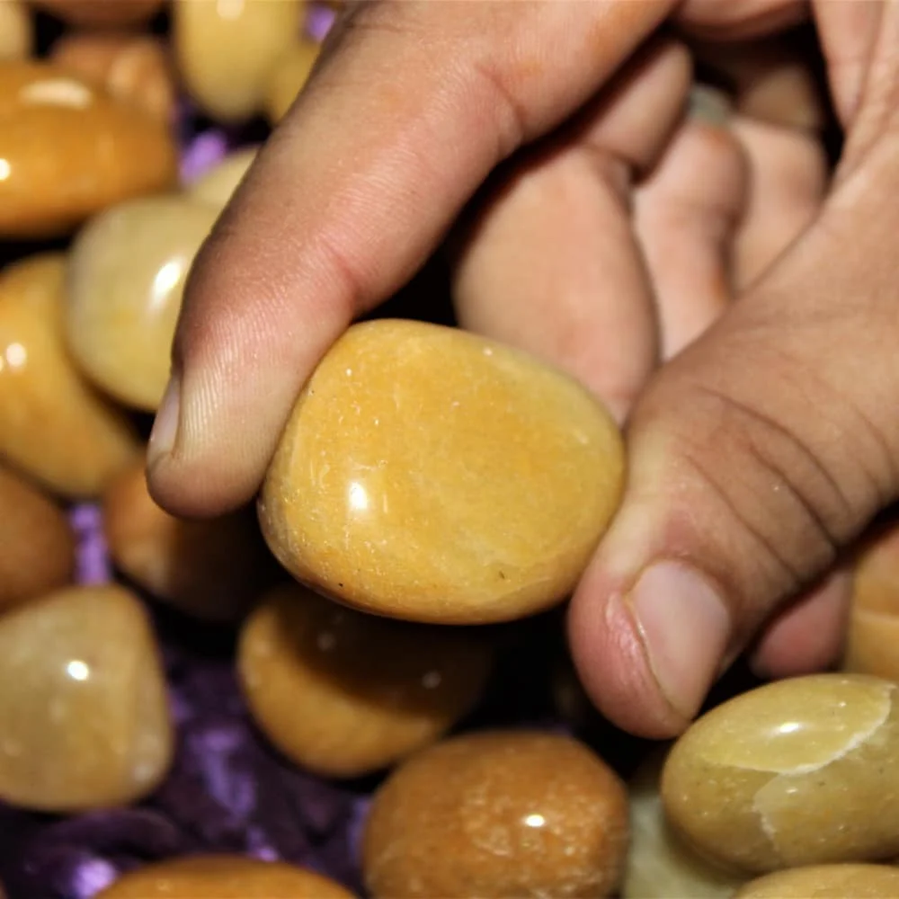 Wholesale Natural Yellow Aventurine Tumbled Stone Healing Crystal Stones Crystal Gravel Tumbled Stones For Gifts Natural healing