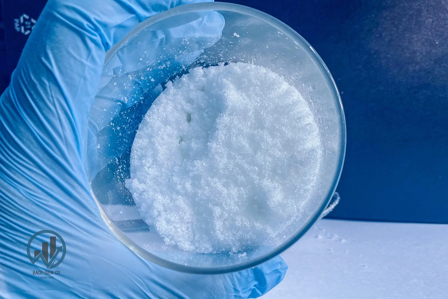  Оптовая продажа сульфат цинка промышленного класса гептагидрат (ZnSO4.7H2O) с сульфатным 21