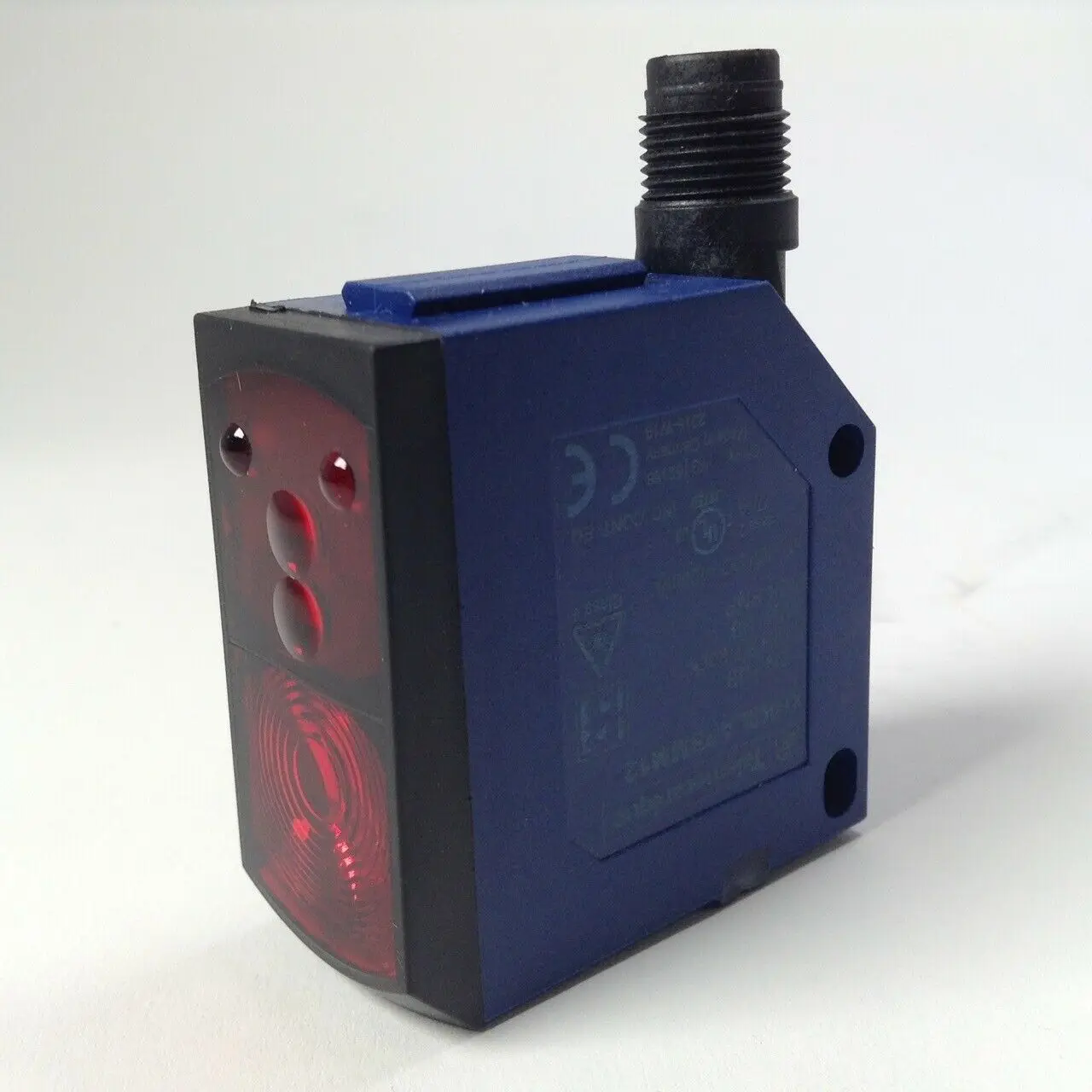 XUK9LAPSMM12 sensors XU photo electric laser sensor XUK polarised reflex Sn 14 m 10...30 VDC M12