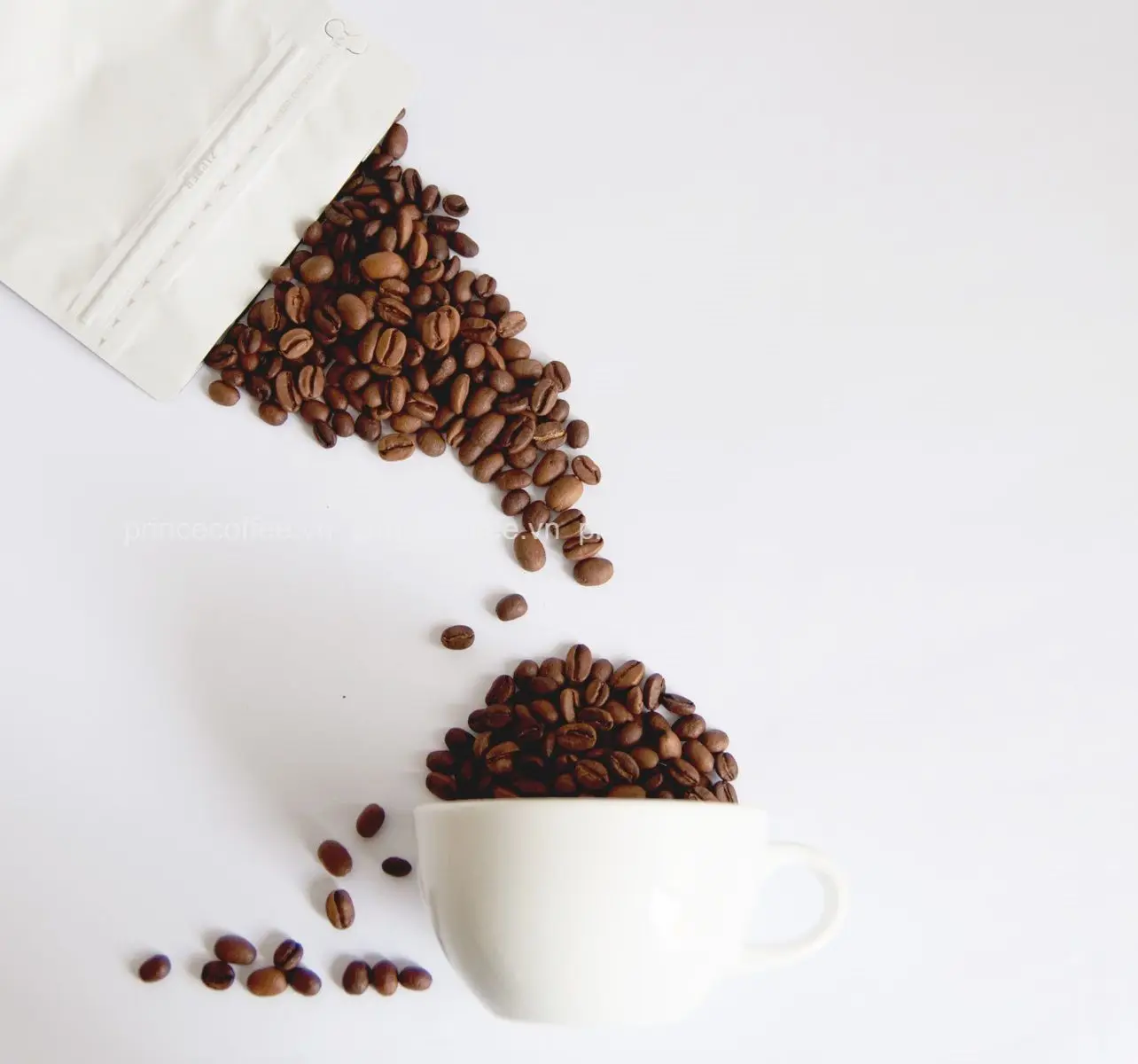 TOP SELLING Vietnam Wholesale HIGH QUALITY Arabica Beans Organic Roasted Coffee Bean