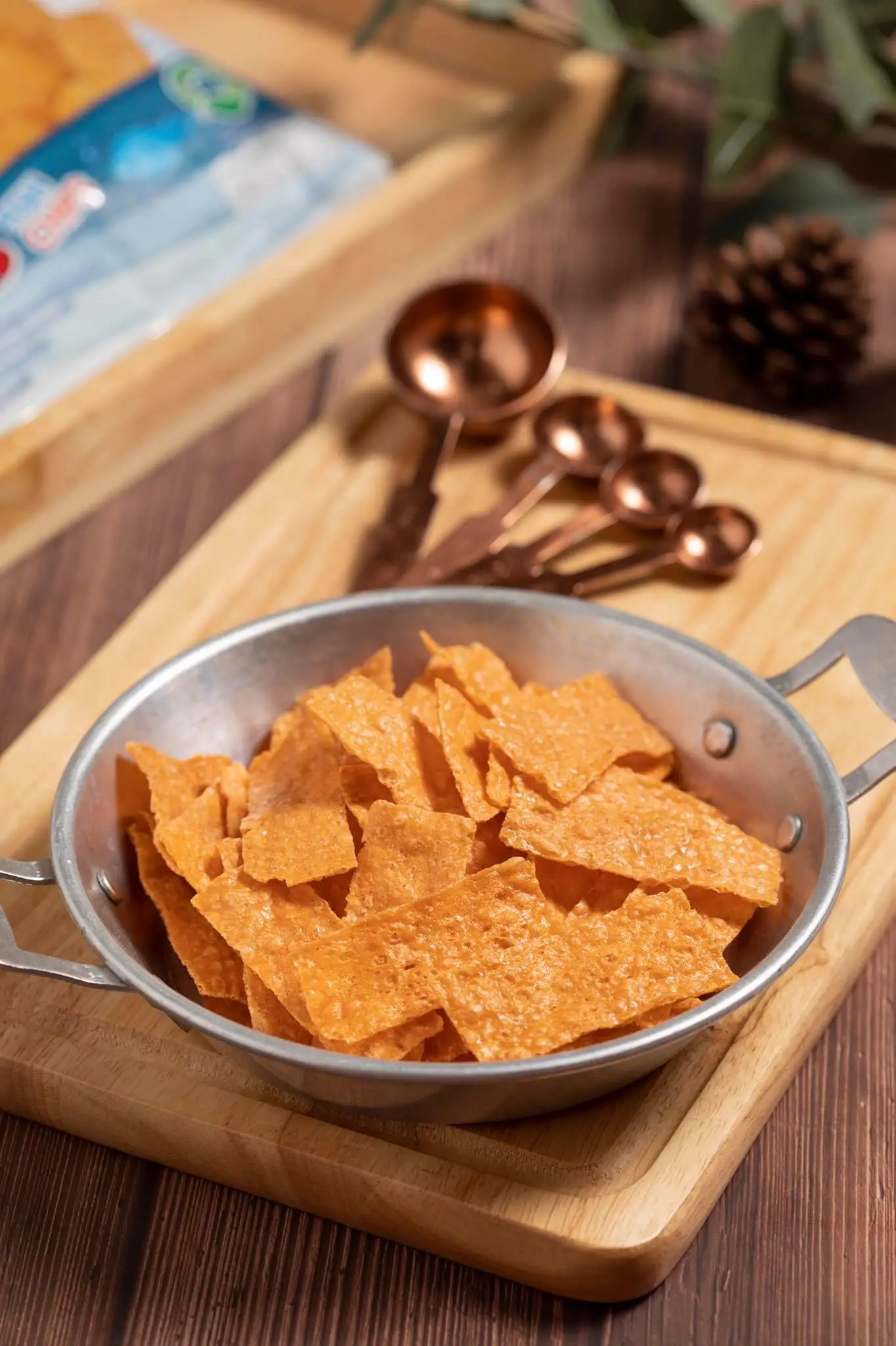 Seafood Colored Prawn Crackers Pink Rich Yellow Bag Green Red White OEM Box KOSHER Bulk Style Storage Packing Packaging Food Fat