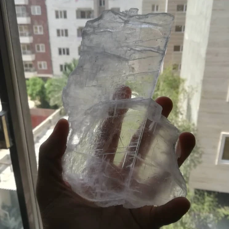 Натуральный сырой гипсовый селенит 98%