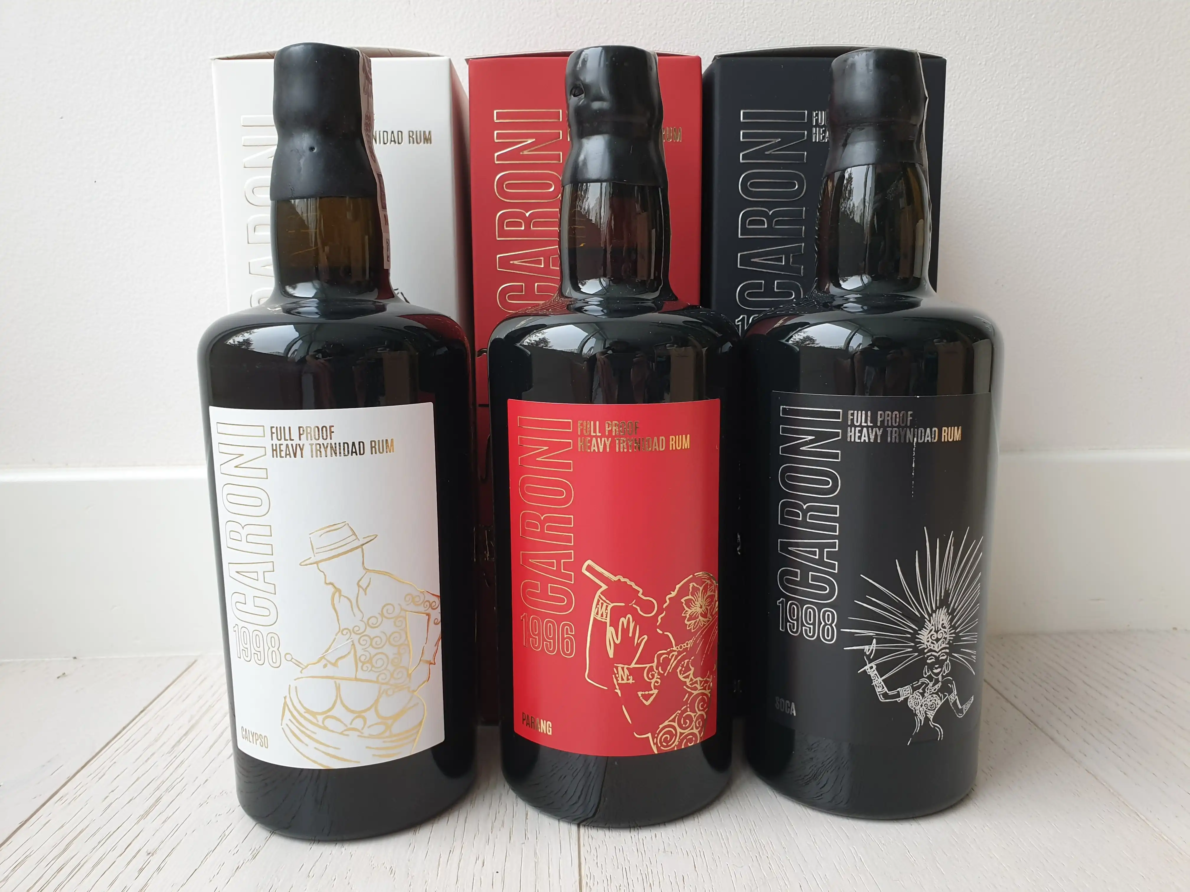 Музыка Caroni! Серия-дистиллированная на дистиллере Caroni-Паран, сока, Калипсо, рапсо, буррокет, Chutney - 6x 700 мл