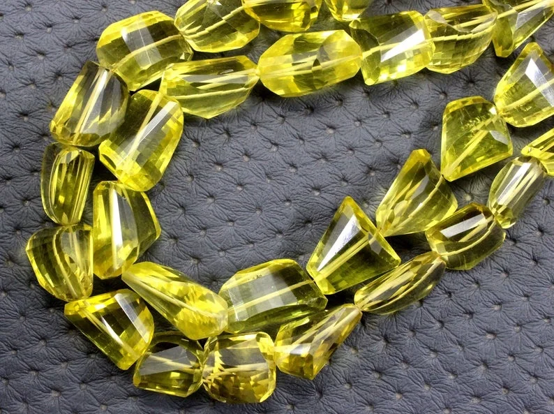 Wonderful Collection Huge Size 14 Pieces Natural Lemon Quartz Gemstone Faceted Nuggets Shape Beads Wholesale
