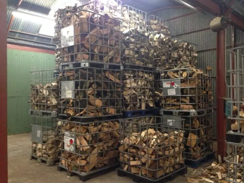 Bulk 100% oak Firewood on Pallets at Cheap Prices Firewood,Pine Firewood