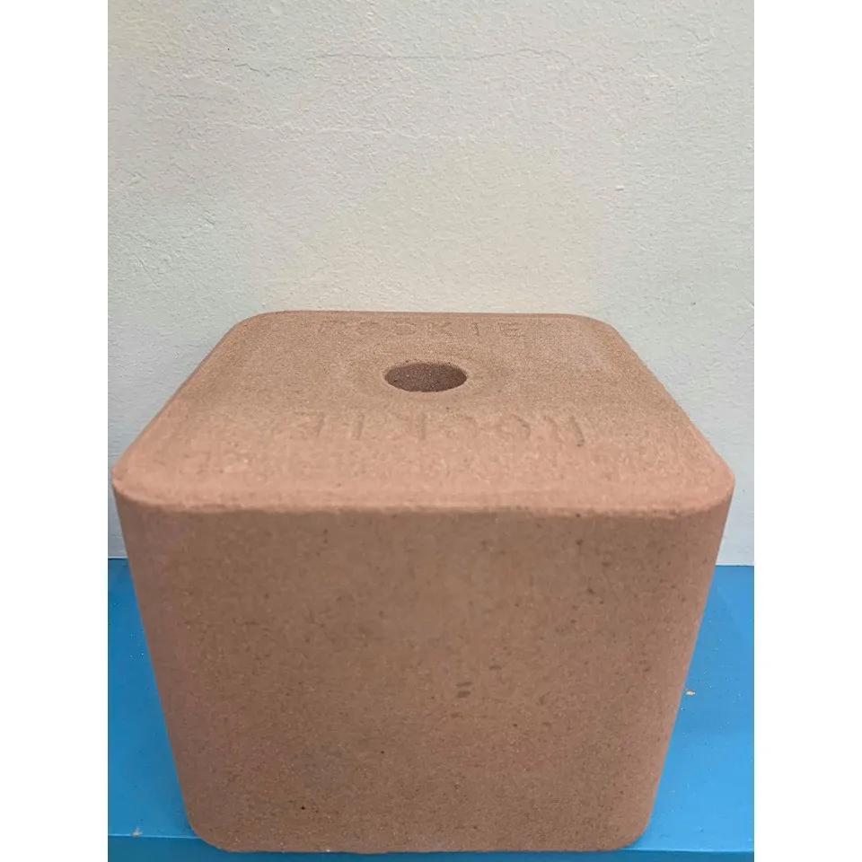 
100% Natural Pure Himalayan Salt licks salt blocks for cattle from Pakistan 