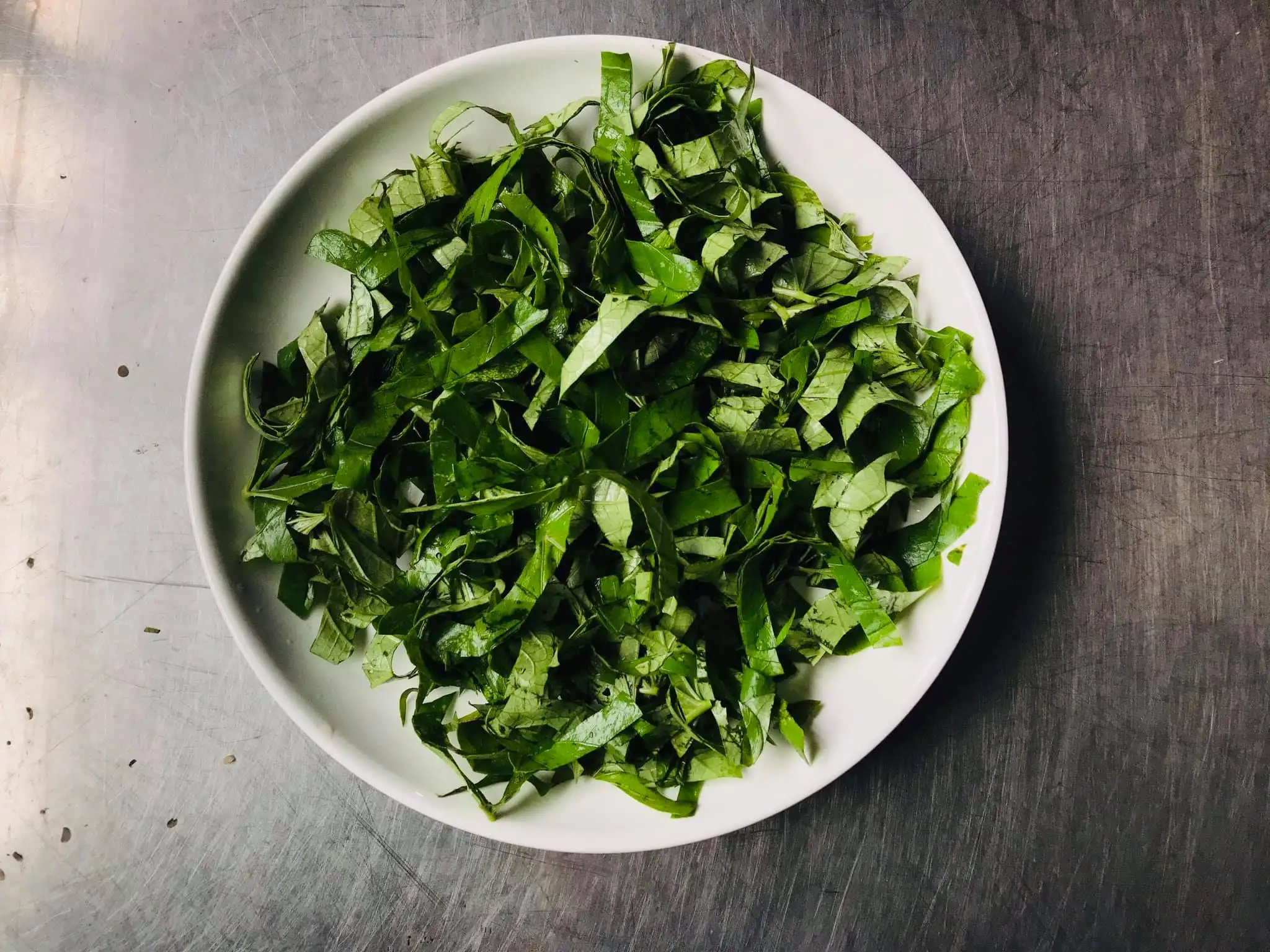 GOOD PRICE FROZEN CASSAVA LEAVES/ GROUND CASSAVA LEAVES FROZEN/ Alice ( +84 904 183 651)