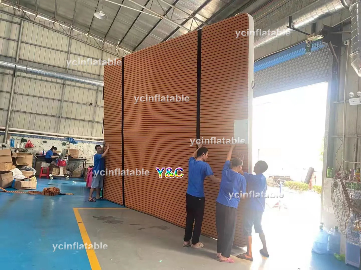 inflatable dock with stainless steel ladder\t