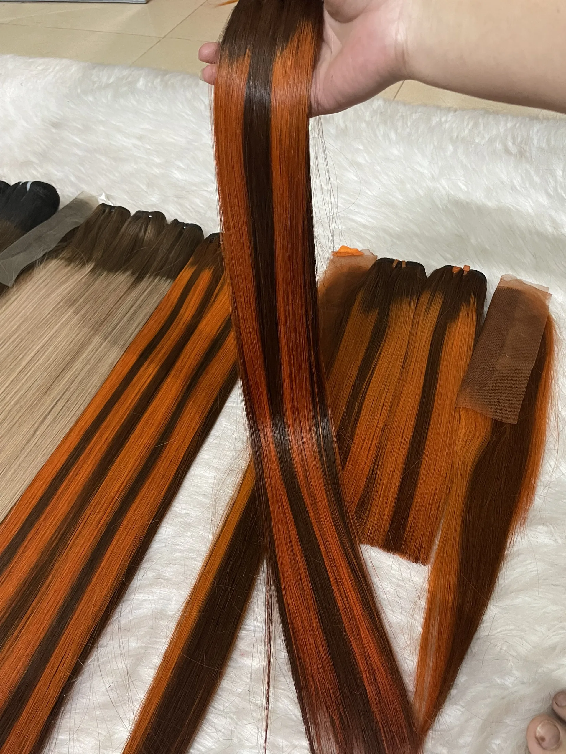 23 Nov Luxury Premium Quality Wholesale Raw Bone Straight Vietnam Human Hair