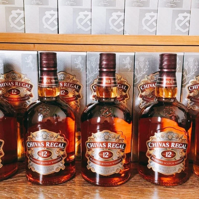 Chivas Regal 12 years, 18 years, 25 Years Original Blended Scotch Whisky & International Hot spirits