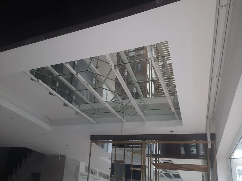 MIRROR ART STICK ON THE CEILING  MADE IN VIETNAM