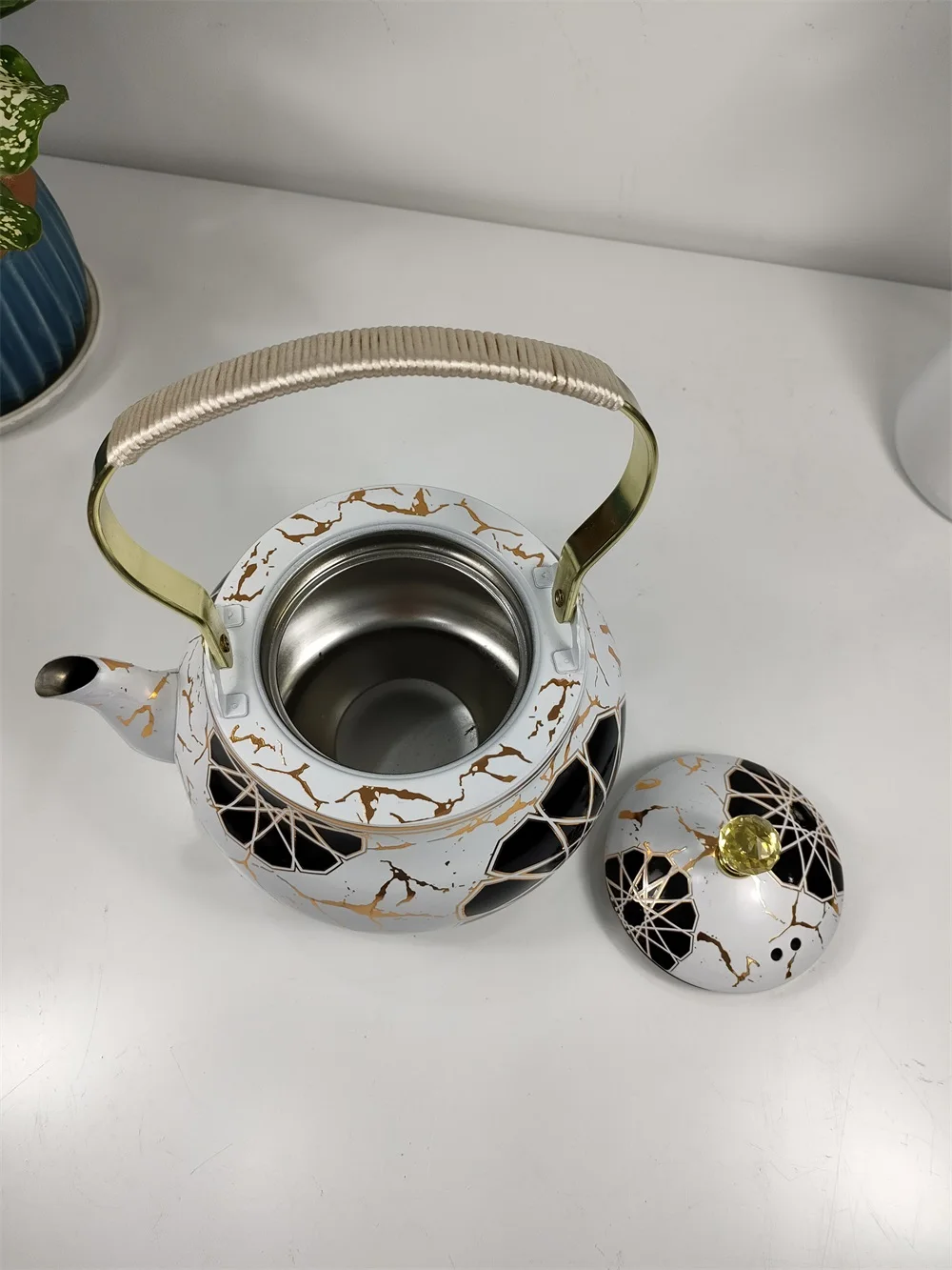 2022 Hot Sale Arabic Style Teapot 1.5L 2.0L Gold Plated Stainless Steel Teapot