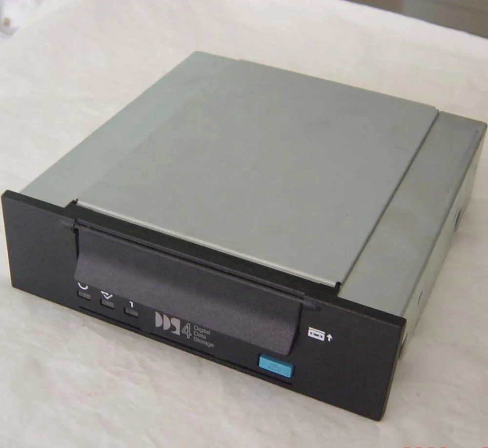  Внутренний Ленточный привод 19P0802 19P0798 20/40 ГБ DDS-4 4 мм SCSI 68-PIN 5 25