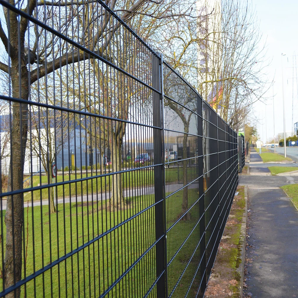 High Quality 868 galvanized powder coated  Double Loop Welded Wire Mesh Fence