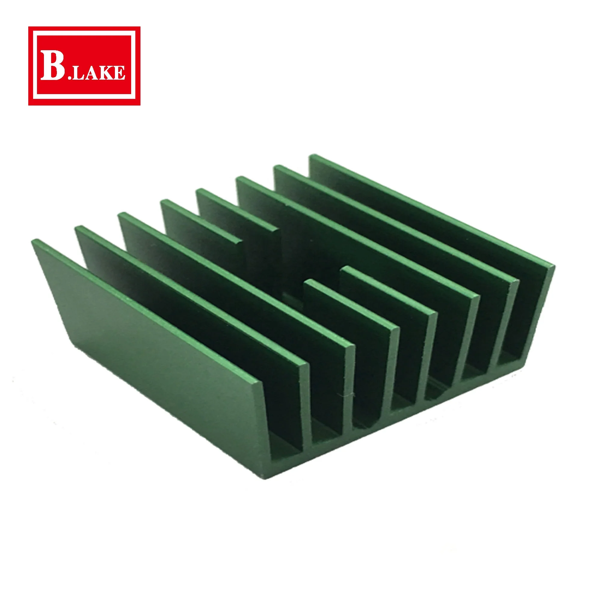 Керамический изолятор с латунной гайкой