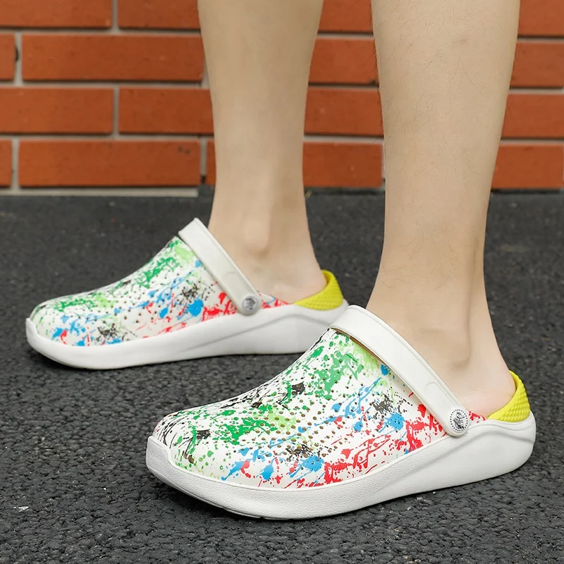 New arrival cheapest fashion lightweight cool non-slip customized graffiti design adult men clogs sandals garden slippers shoes
